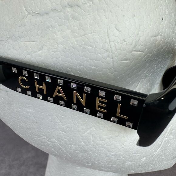 Chanel Cat Eye Black Sunglasses 71668A main image 8